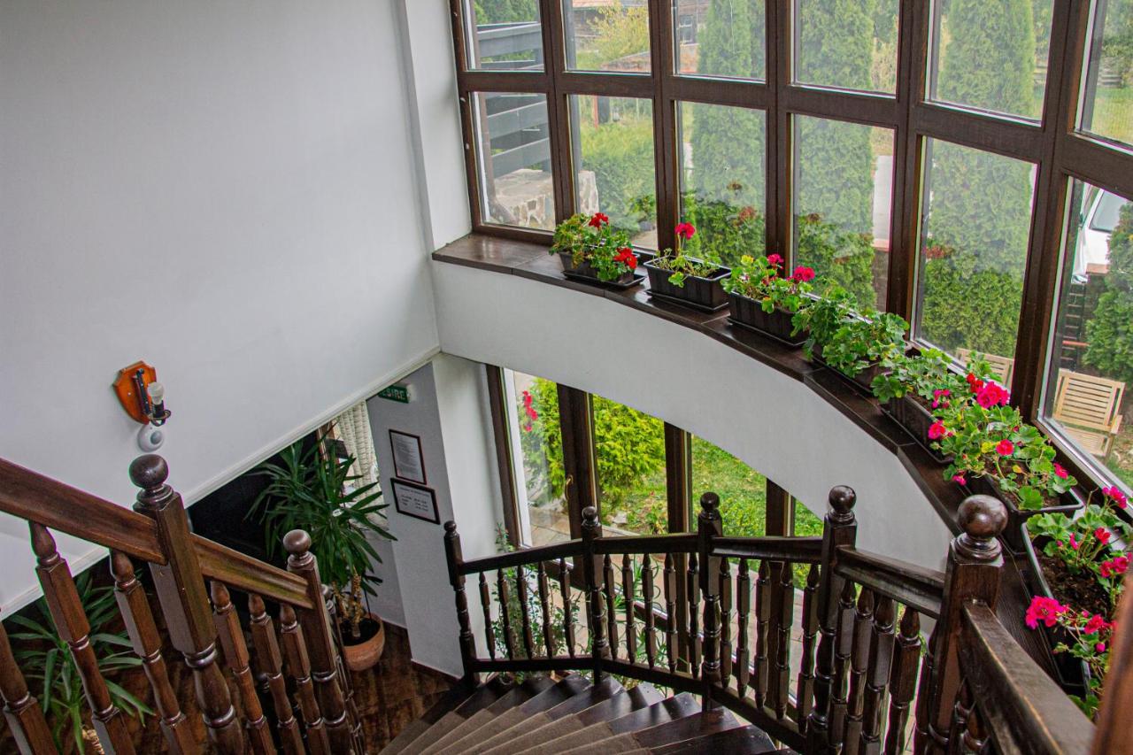 Pensiunea Casa Boiereasca Pestera  Luaran gambar